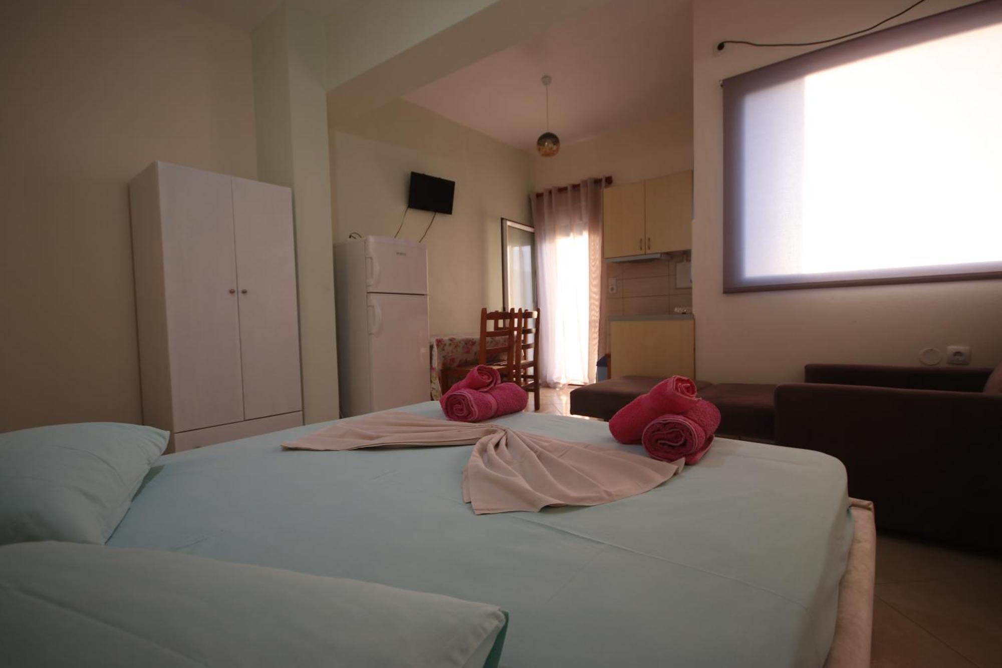 Rooms With View Himarë Eksteriør billede