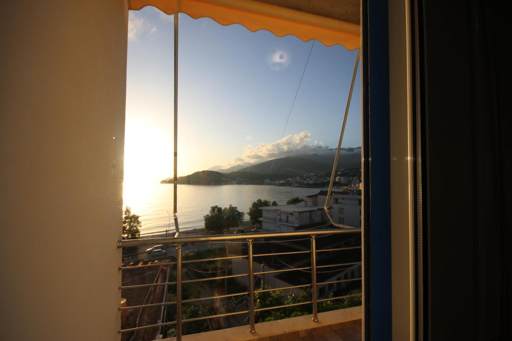 Rooms With View Himarë Eksteriør billede
